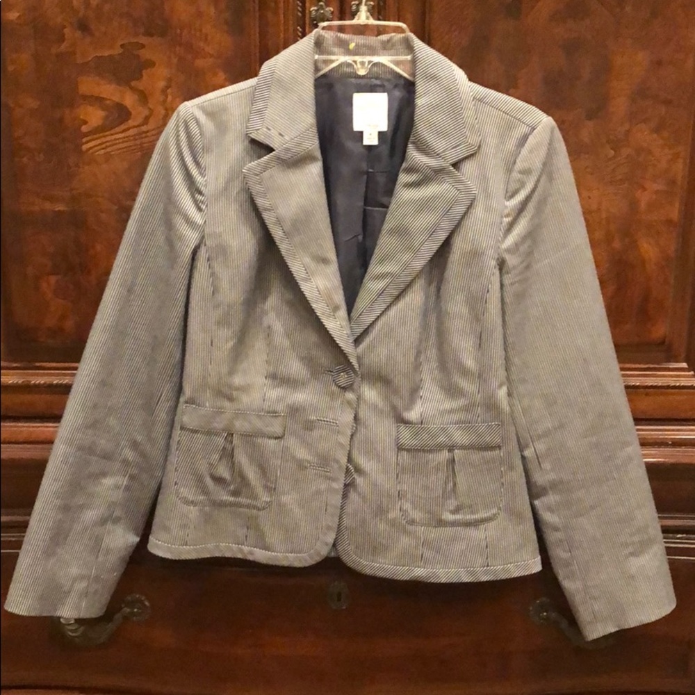 Pin stripped blazer - Picture 2 of 3